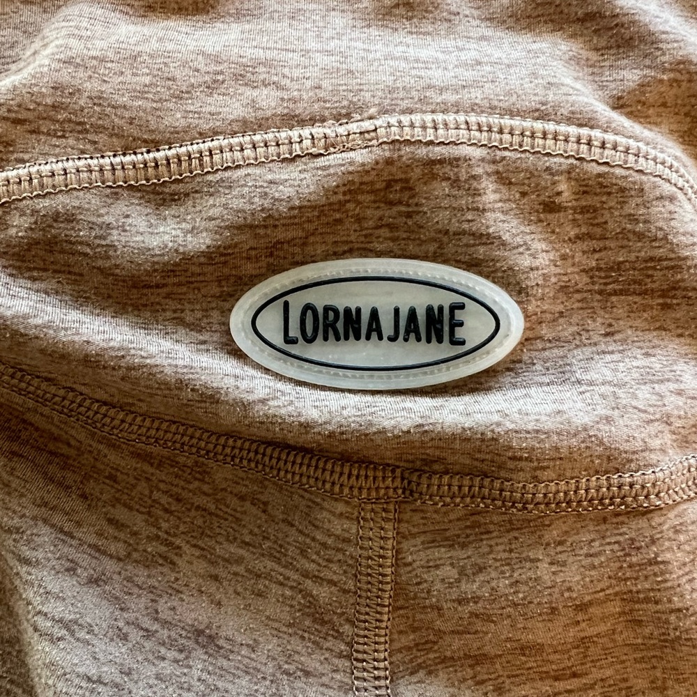 Lorna Jane Lifted Leggings - Picture 6 of 6